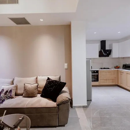 Elpidas Apartment
